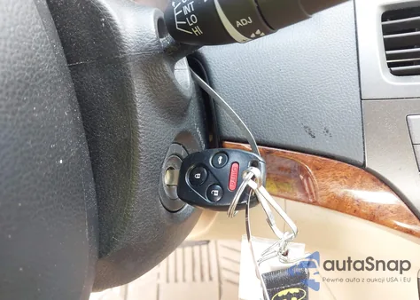 2011 Honda Accord 2.4 Ex-L from USA, damaged, VIN 1HGCP2F84BA148670